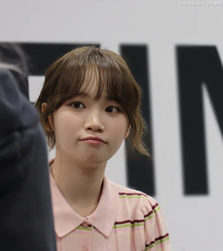 Kim Chaewon 김채원 [Le Sserafim] photo 9 of 2310