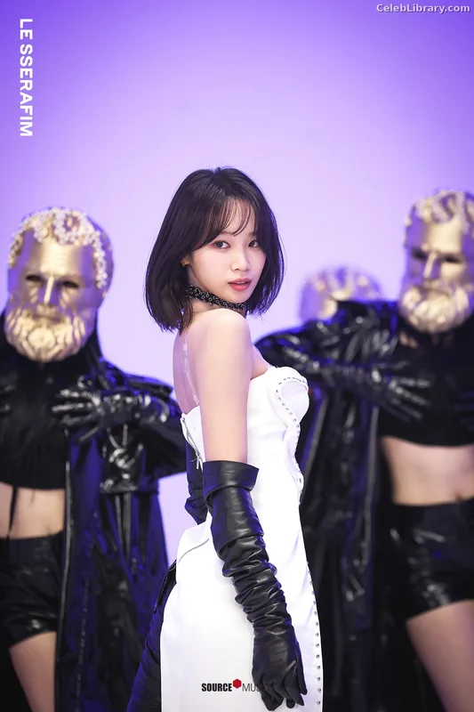 Kim Chaewon 김채원 [Le Sserafim] photo 6 of 2310