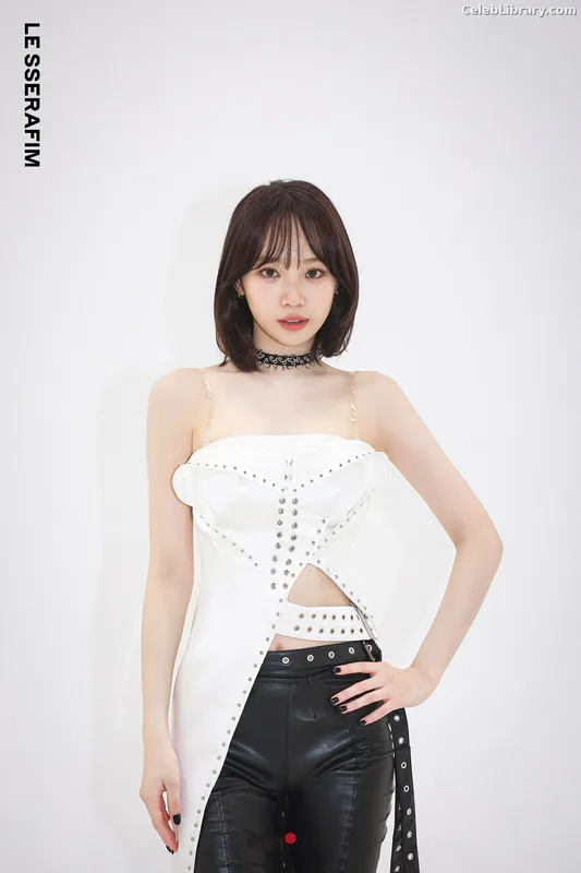 Kim Chaewon 김채원 [Le Sserafim] photo 7 of 2310