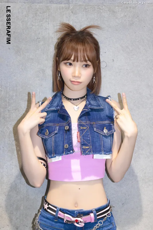 Kim Chaewon 김채원 [Le Sserafim] photo 14 of 2310