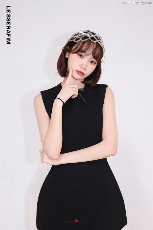 Kim Chaewon 김채원 [Le Sserafim] photo 19 of 2310