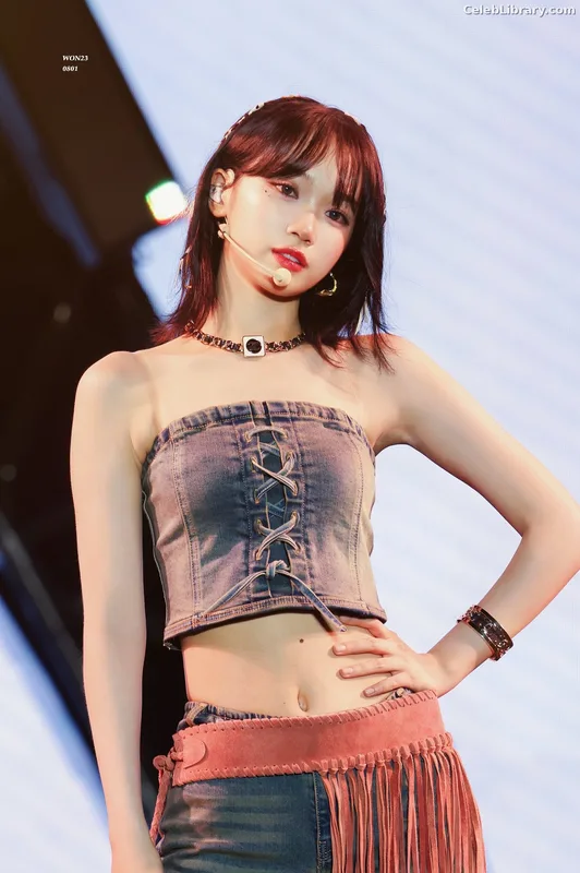 Kim Chaewon 김채원 [Le Sserafim] photo 2 of 2310