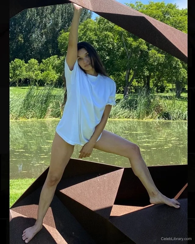 Kim Engelbrecht photo 23 of 25