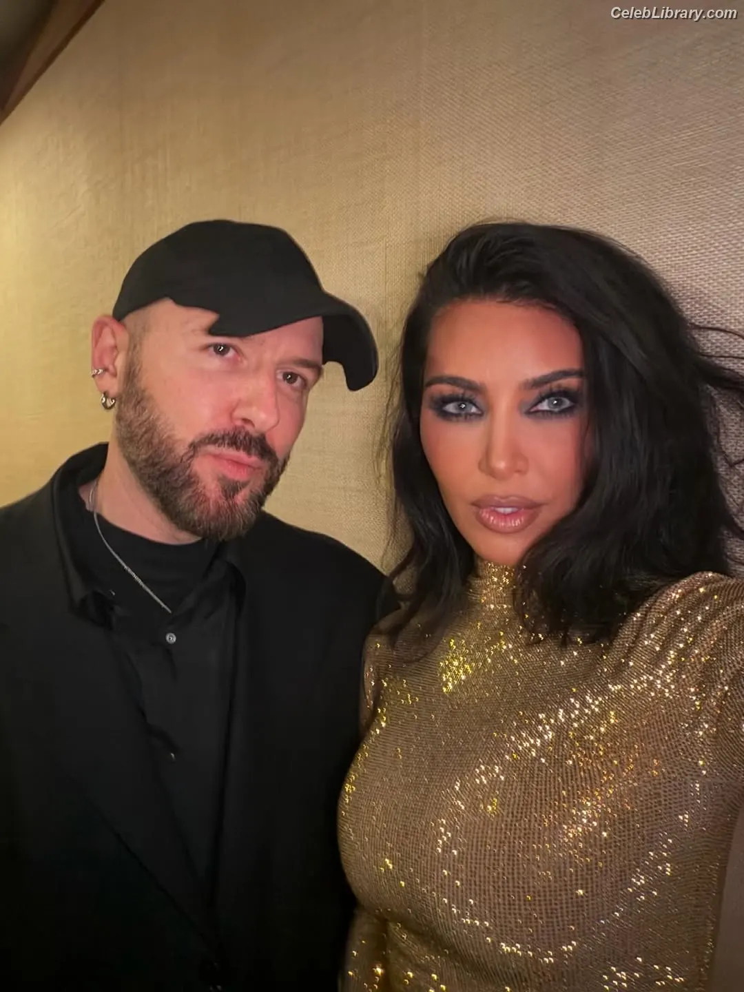 Kim Kardashian photo 17 of 4169