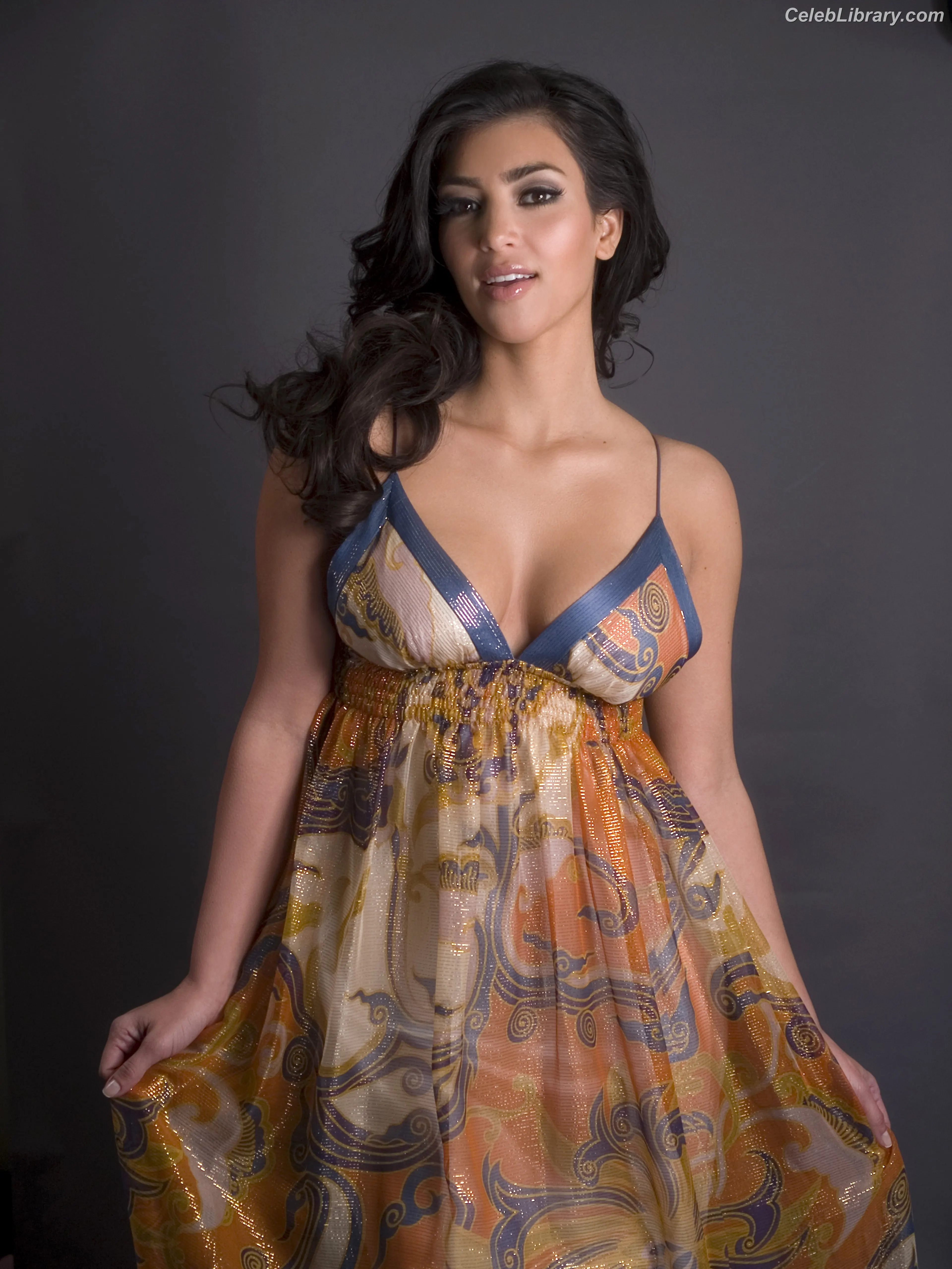 Kim Kardashian photo 1 of 4169