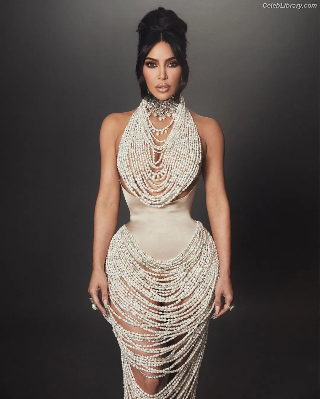 Kim Kardashian photo 20 of 4169