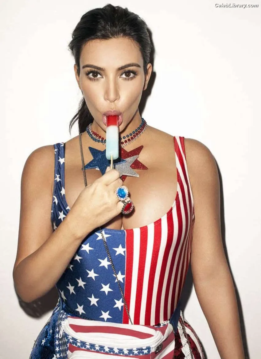Kim Kardashian photo 21 of 4169