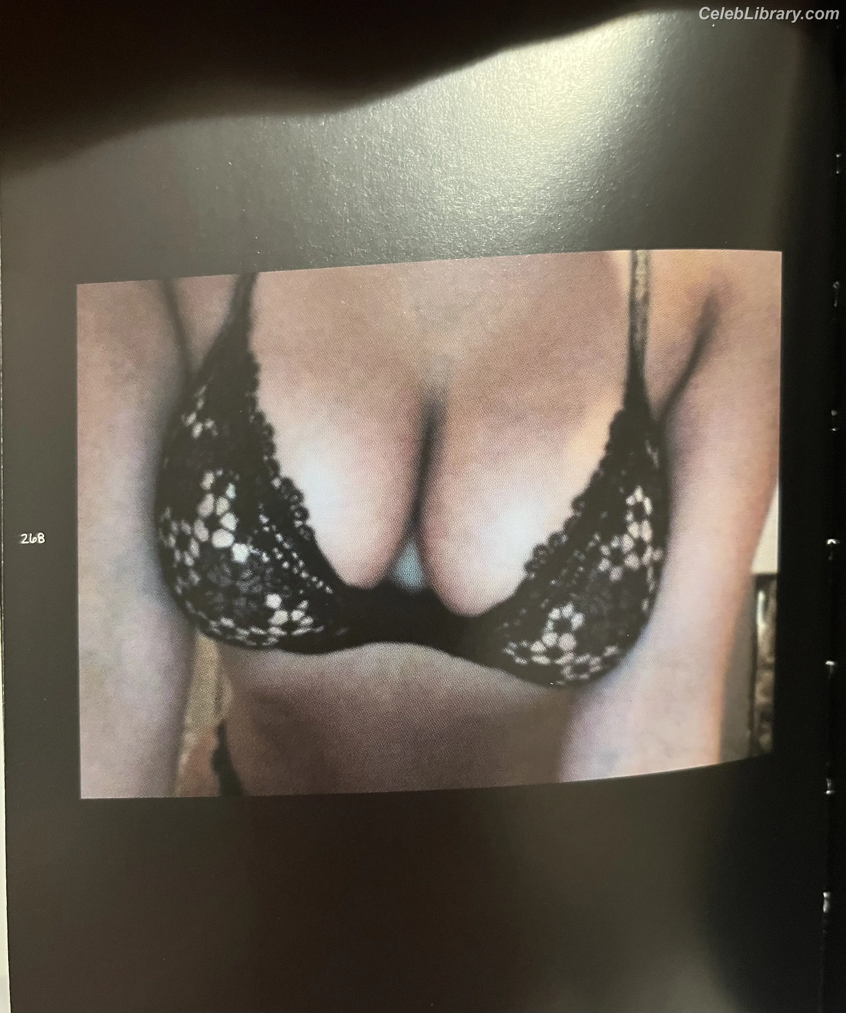 Kim Kardashian photo 14 of 4169