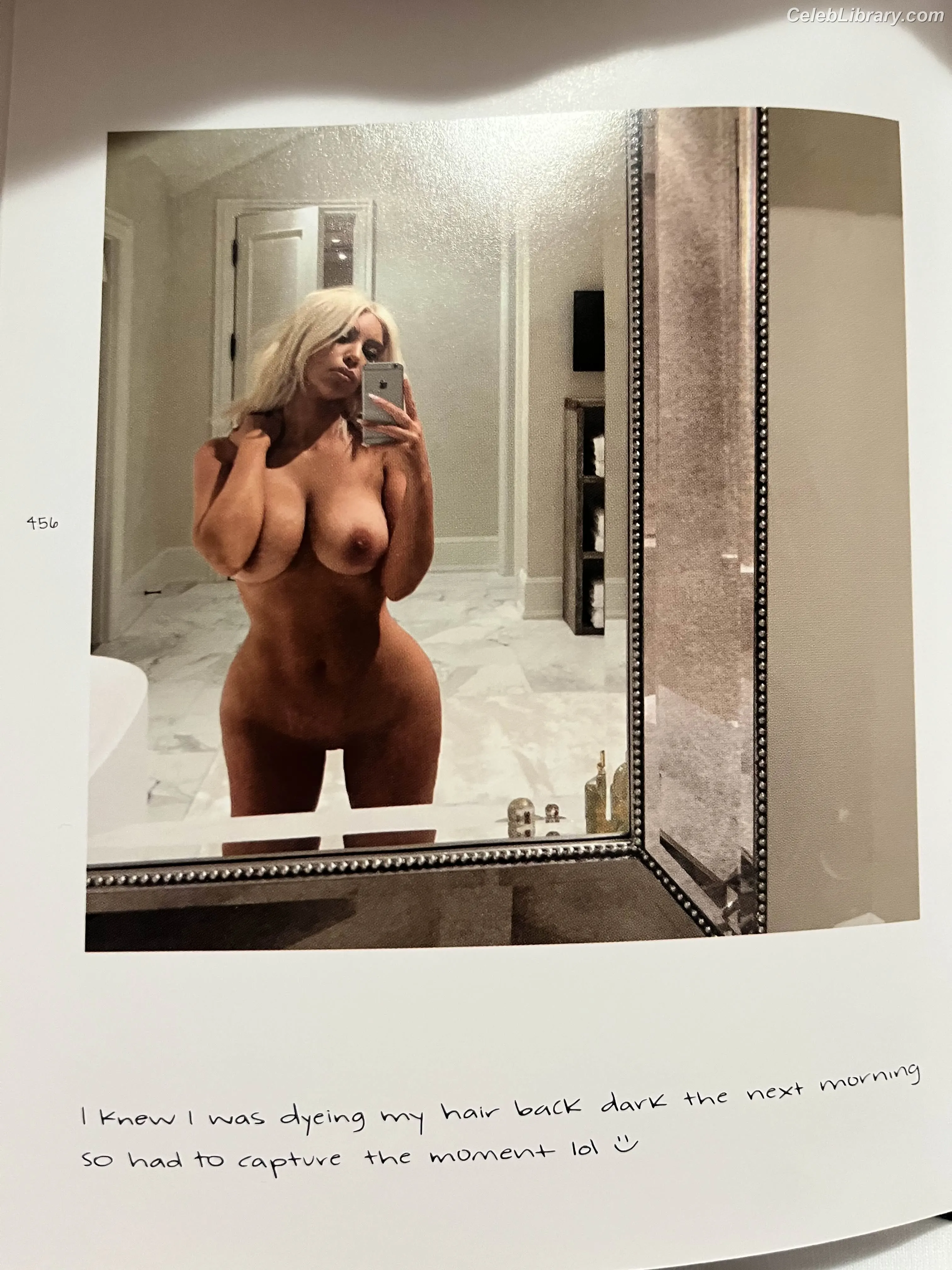 Kim Kardashian photo 17 of 4169