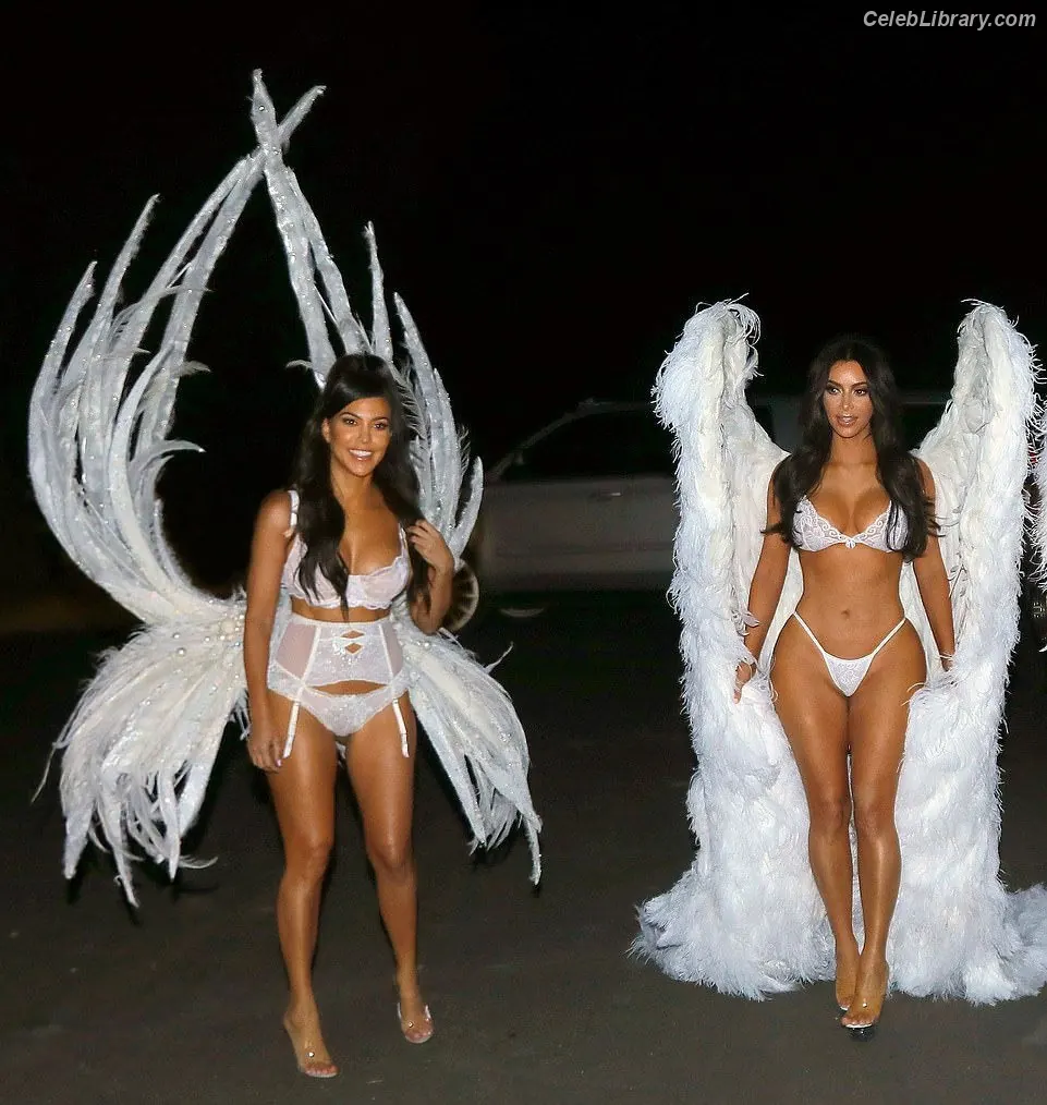 Kim Kardashian photo 15 of 4169