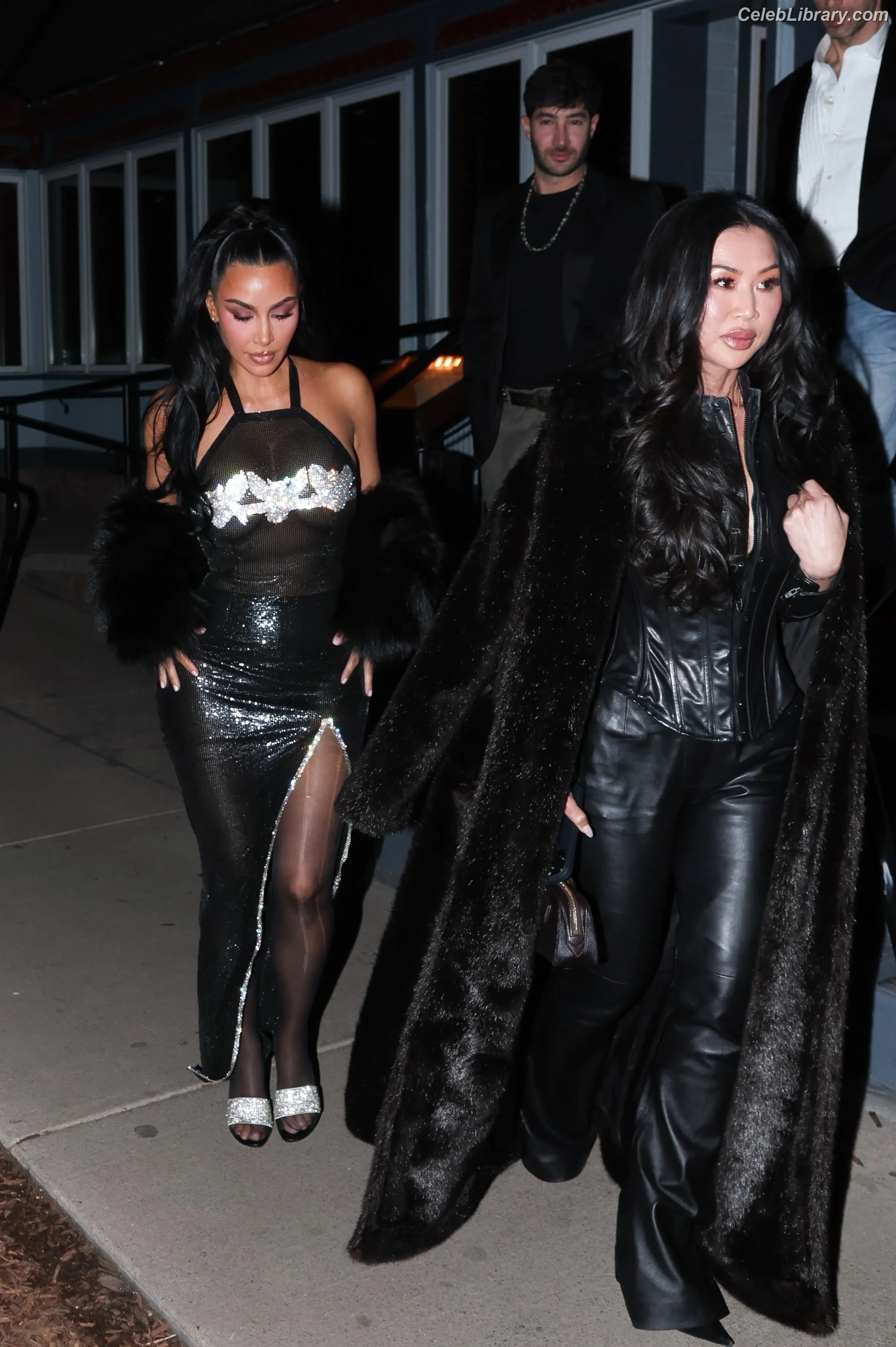 Kim Kardashian photo 20 of 4169