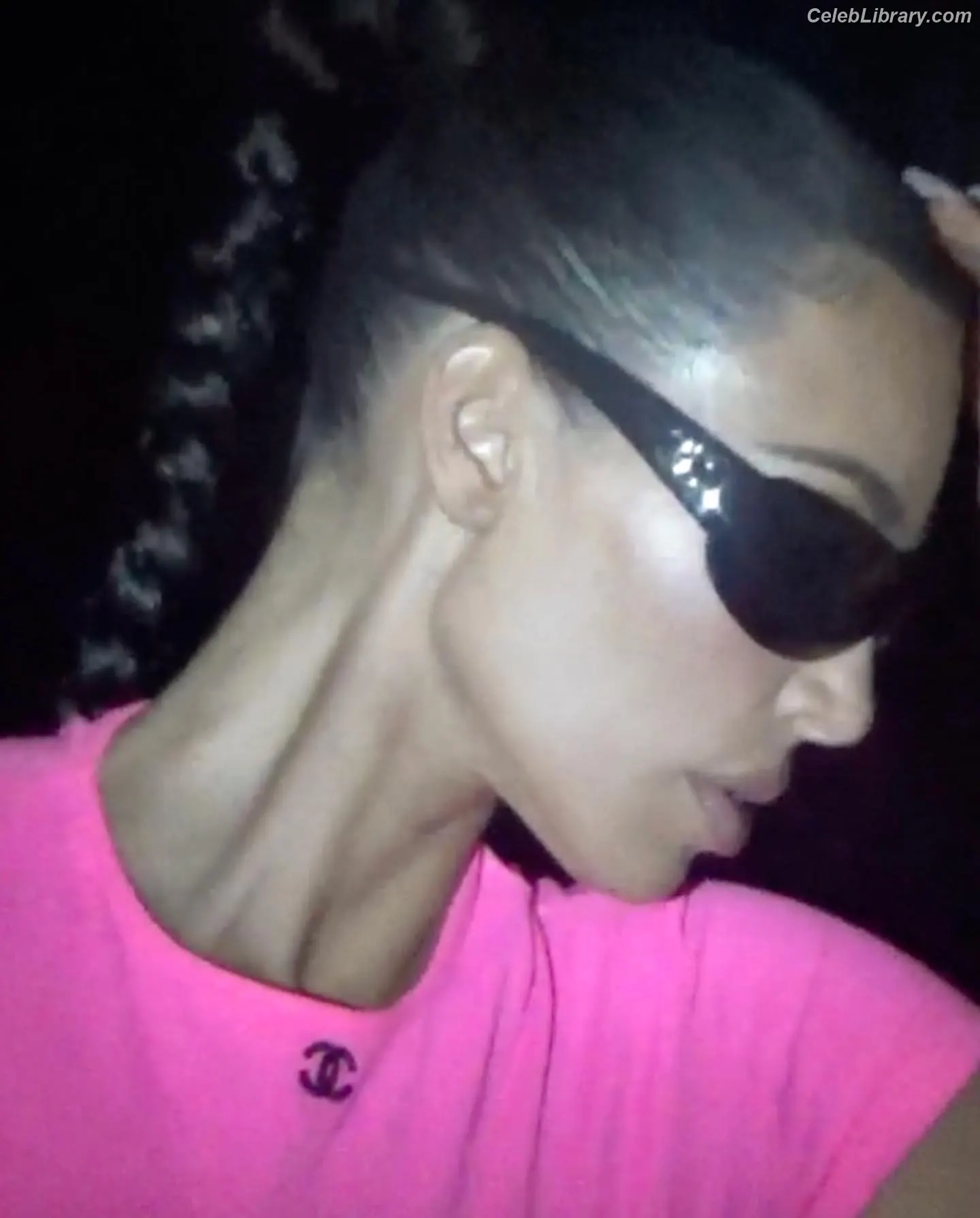 Kim Kardashian photo 19 of 4169