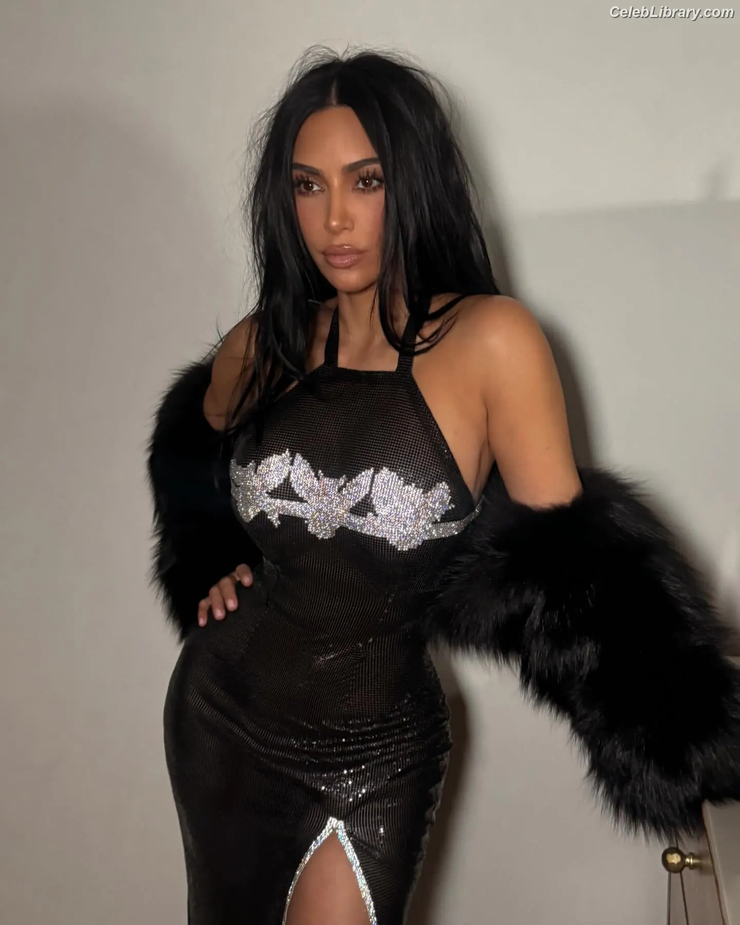 Kim Kardashian photo 1 of 4169
