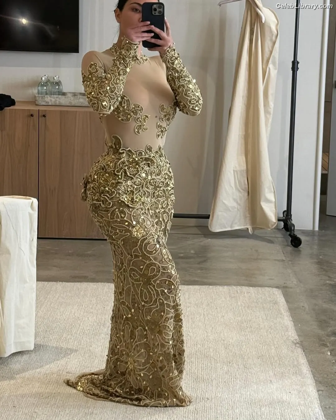 Kim Kardashian photo 21 of 4169