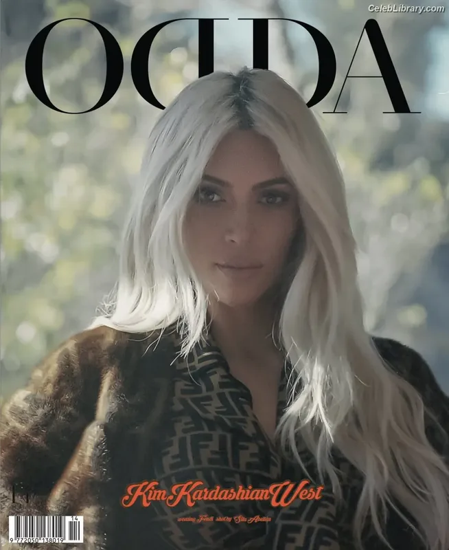Kim Kardashian photo 17 of 4170
