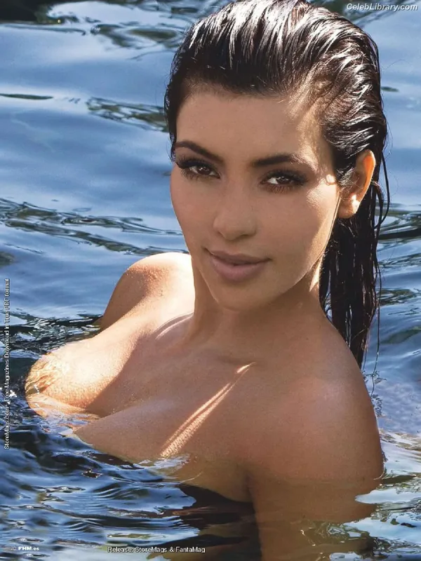 Kim Kardashian photo 4 of 4170