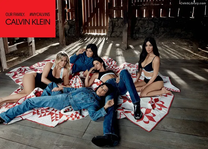 Kim Kardashian photo 2 of 4170
