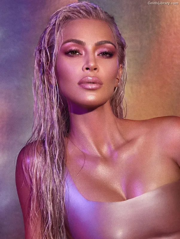 Kim Kardashian photo 5 of 4170