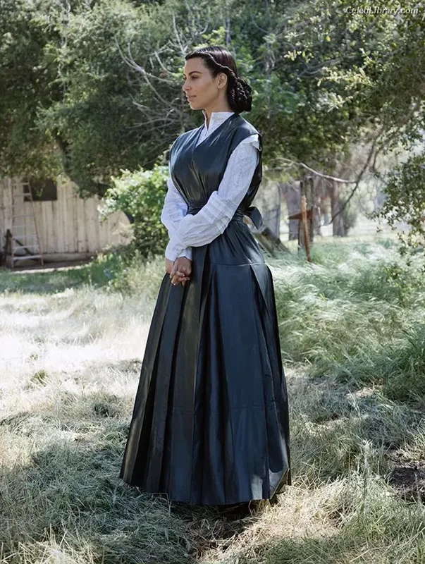 Kim Kardashian photo 1 of 4170