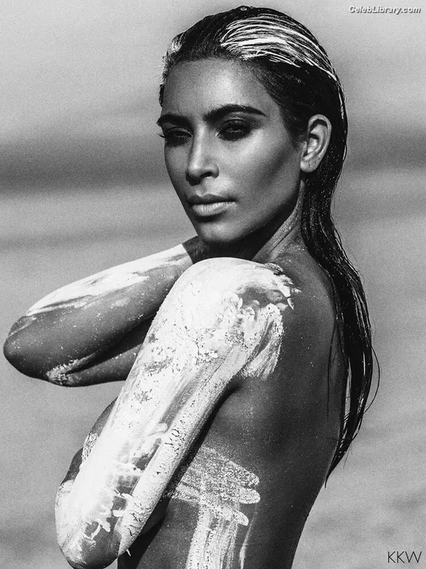 Kim Kardashian photo 2 of 4170