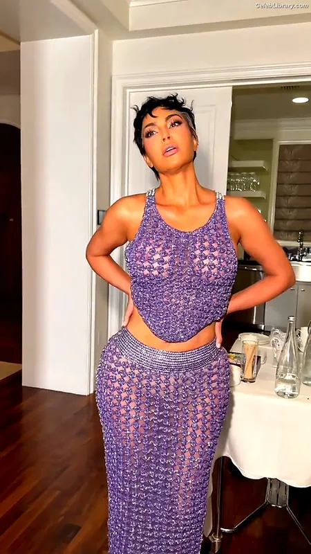 Kim Kardashian photo 4 of 4170