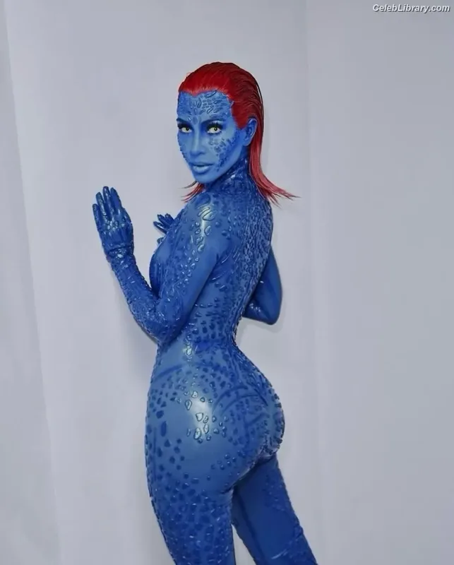Kim Kardashian photo 15 of 4170