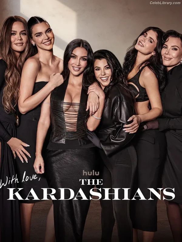 Kim Kardashian photo 23 of 4170