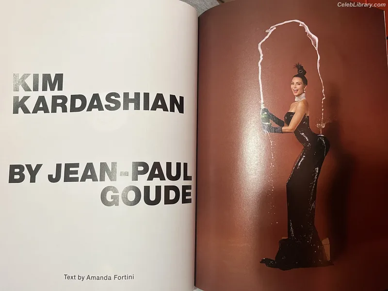 Kim Kardashian photo 14 of 4170