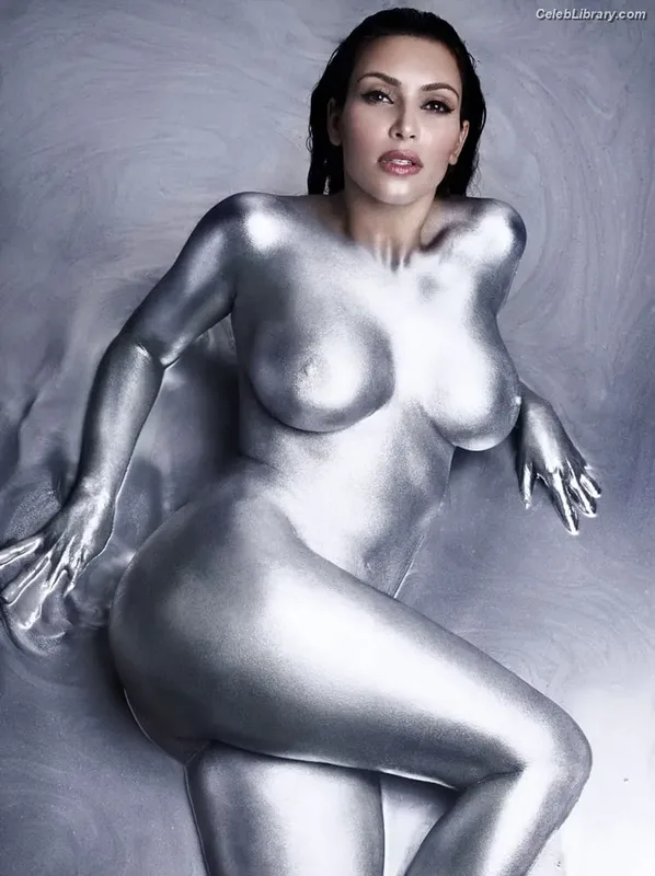 Kim Kardashian photo 4 of 4170