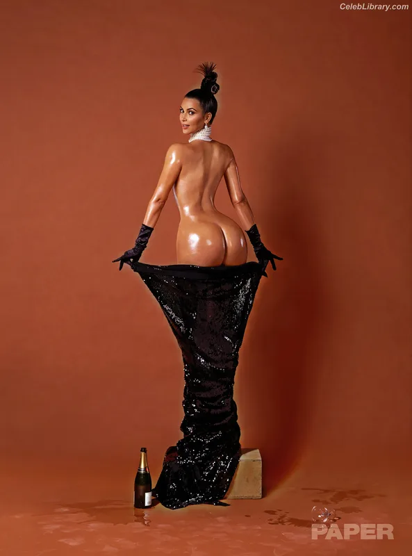 Kim Kardashian photo 22 of 4170