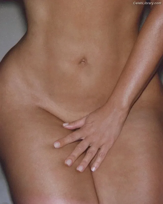 Kim Kardashian photo 20 of 4170