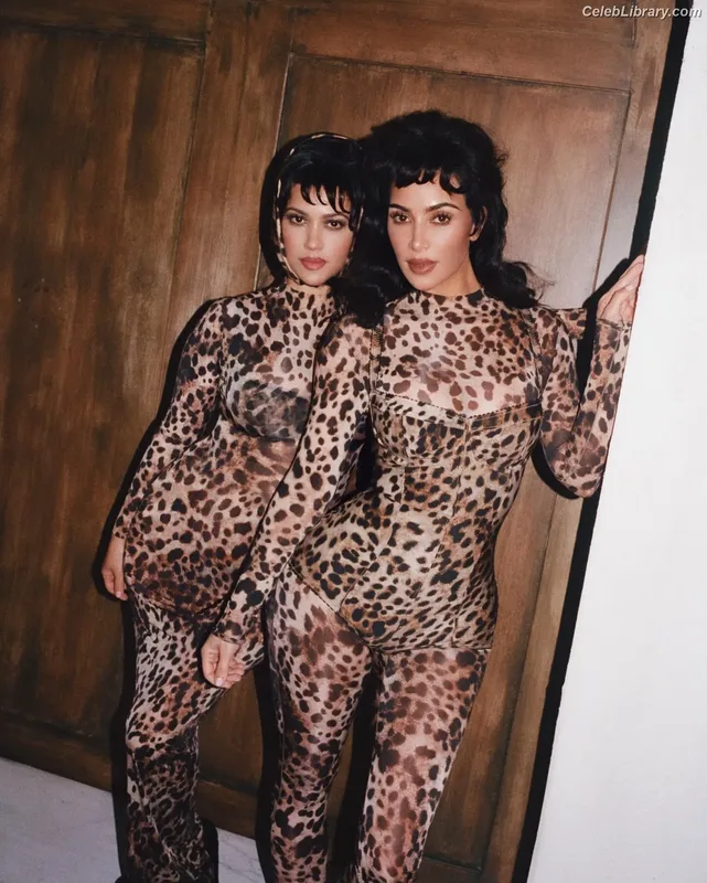 Kim Kardashian photo 10 of 4170