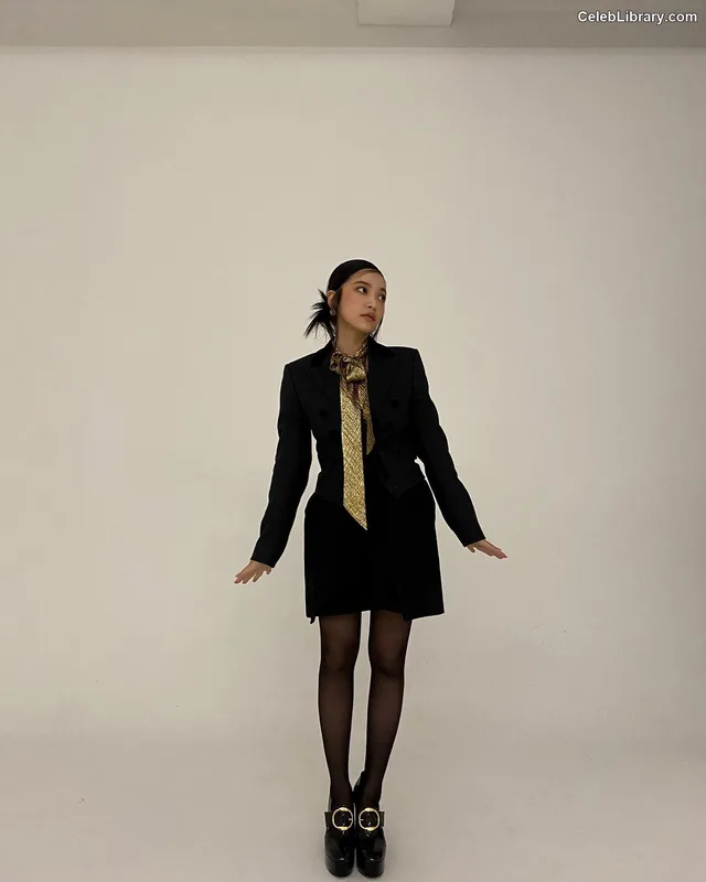 Kim Ye-rim (Yeri - Red Velvet) photo 15 of 107