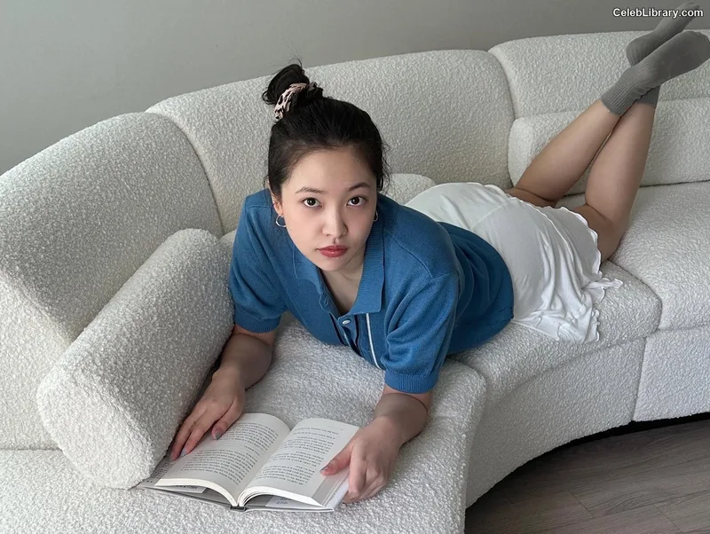 Kim Ye-rim (Yeri - Red Velvet) photo 22 of 107