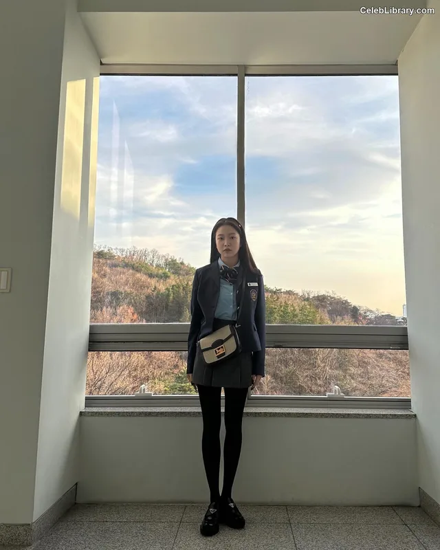 Kim Ye-rim (Yeri - Red Velvet) photo 7 of 107