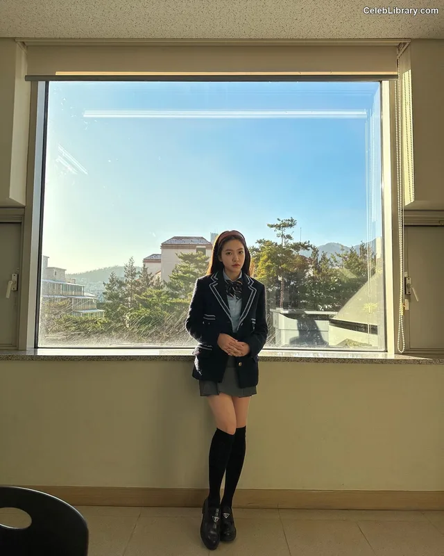 Kim Ye-rim (Yeri - Red Velvet) photo 11 of 107
