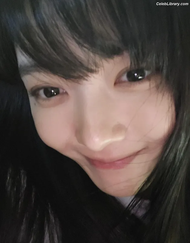 Kim Yoo Jung photo 12 of 139