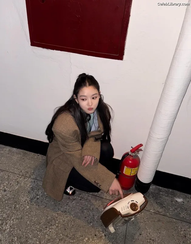 Kim Yoo Jung photo 18 of 139