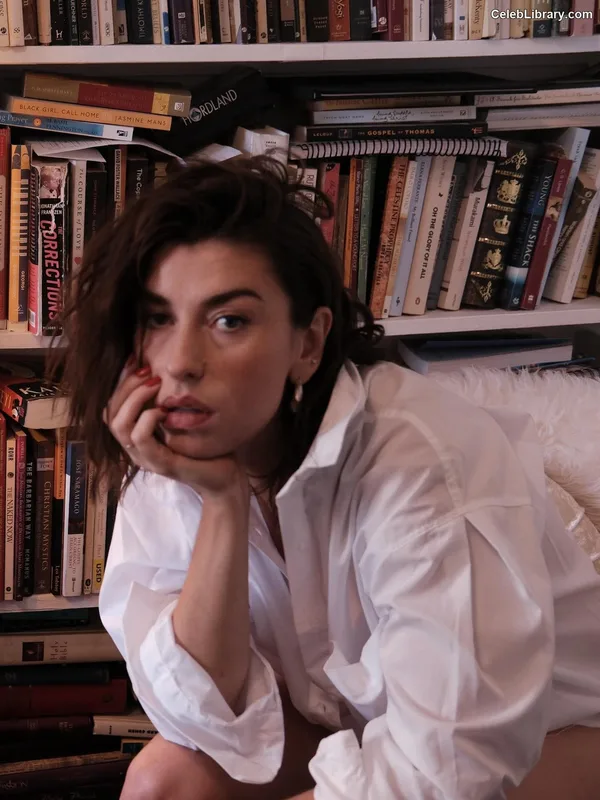 Kimbra photo 15 of 59