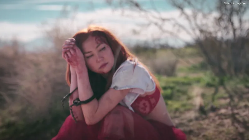 Kimiko Glenn photo 6 of 321