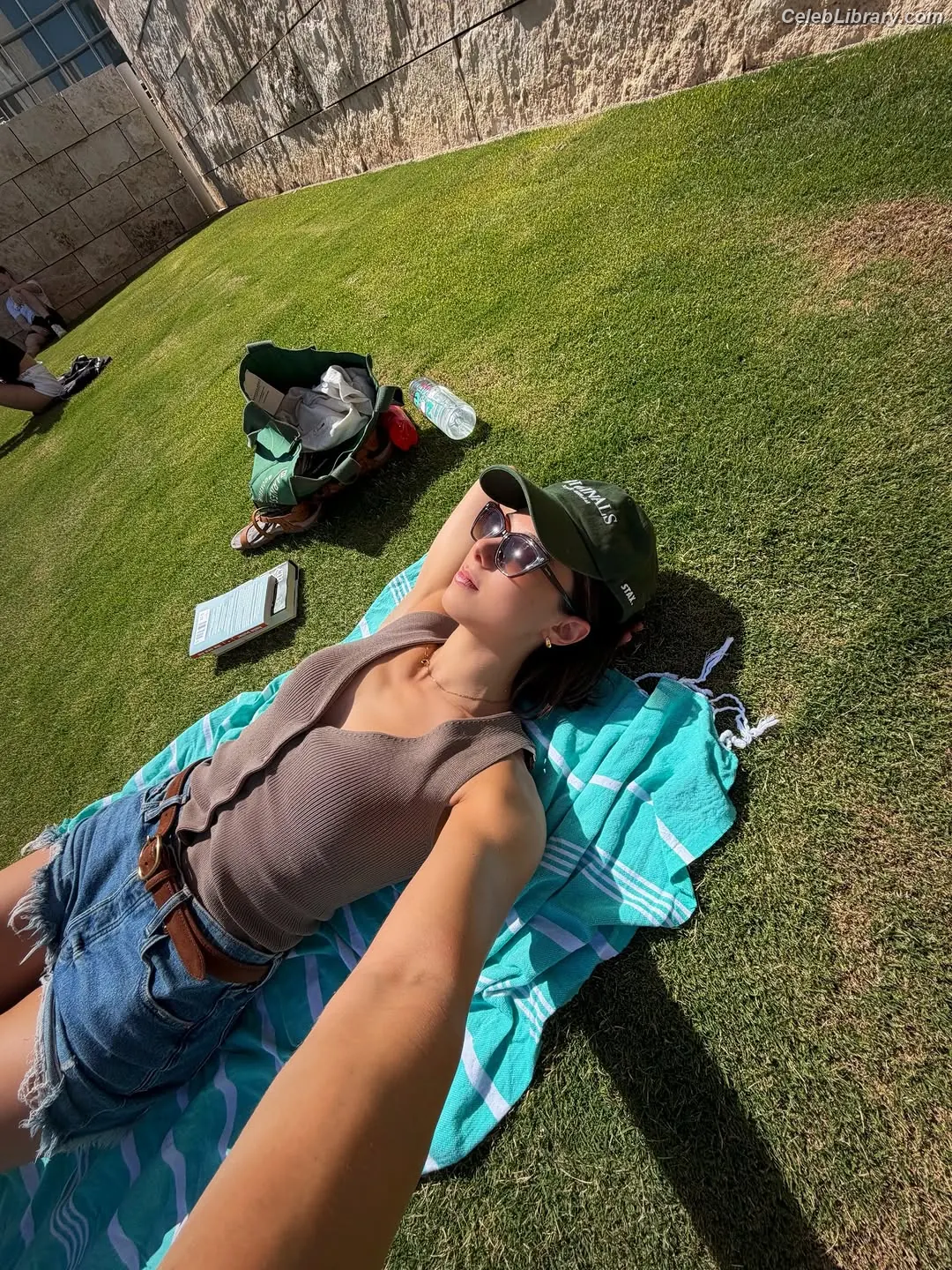 Kira Kosarin photo 1 of 911