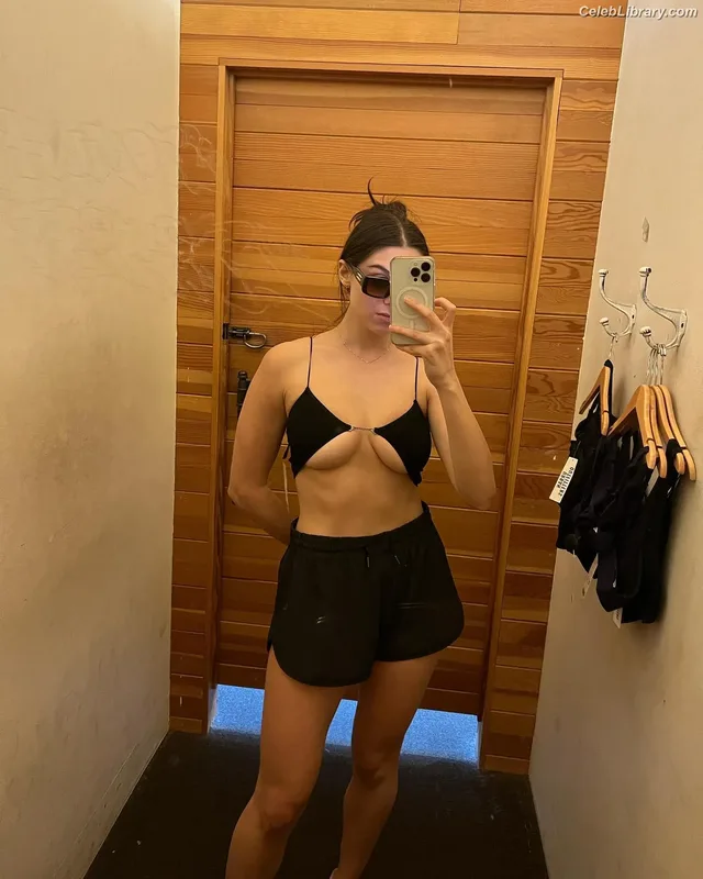 Kira Kosarin photo 8 of 912