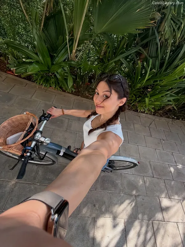 Kira Kosarin photo 19 of 912