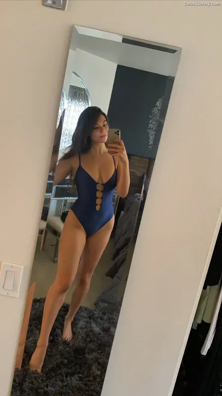 Kira Kosarin photo 3 of 912
