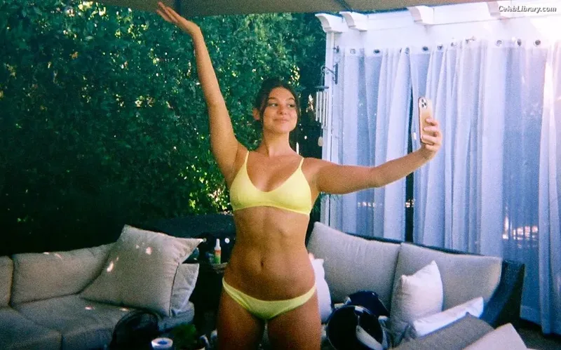 Kira Kosarin photo 4 of 912