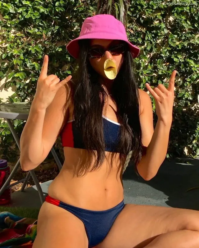 Kira Kosarin photo 7 of 912