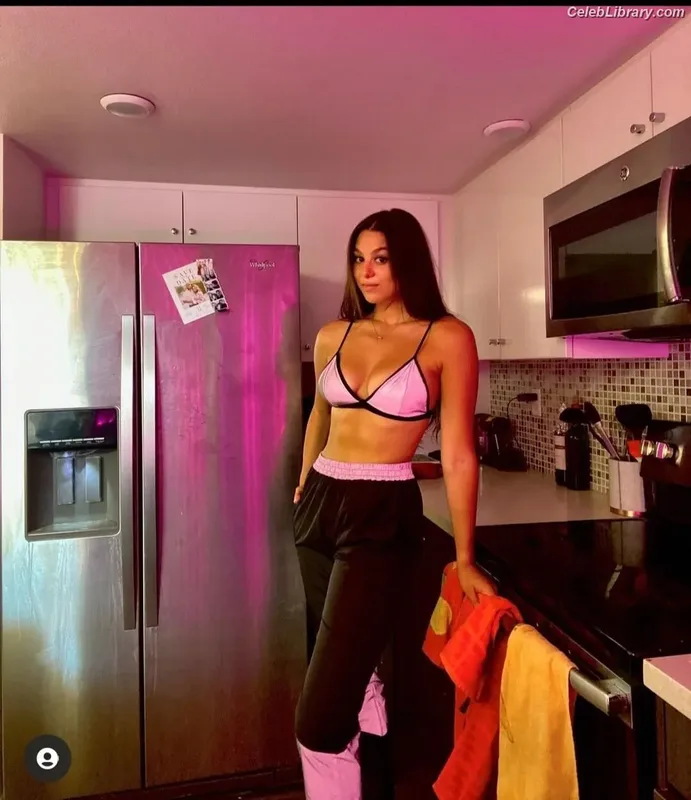 Kira Kosarin photo 4 of 912