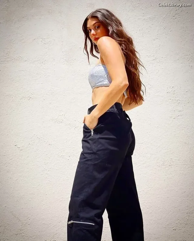 Kira Kosarin photo 22 of 912