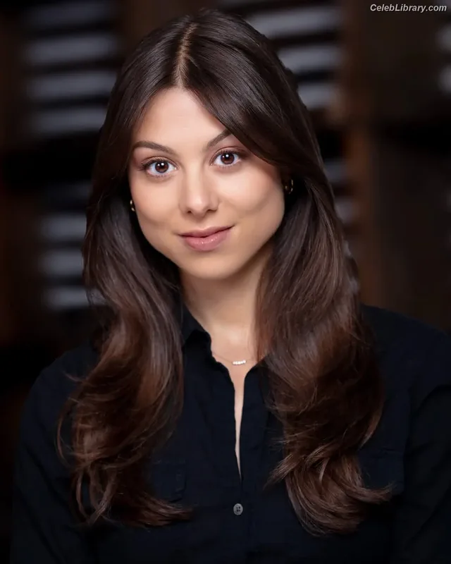 Kira Kosarin photo 8 of 912