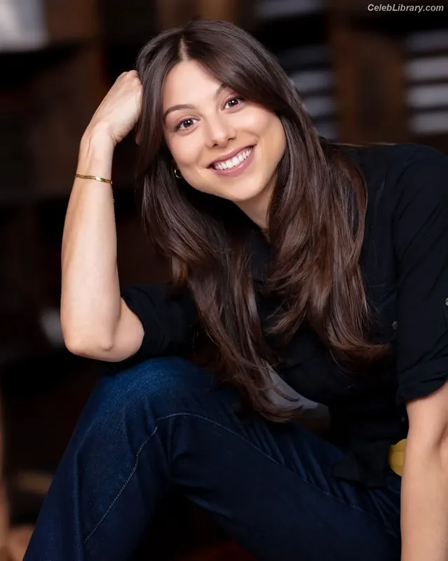 Kira Kosarin photo 9 of 912